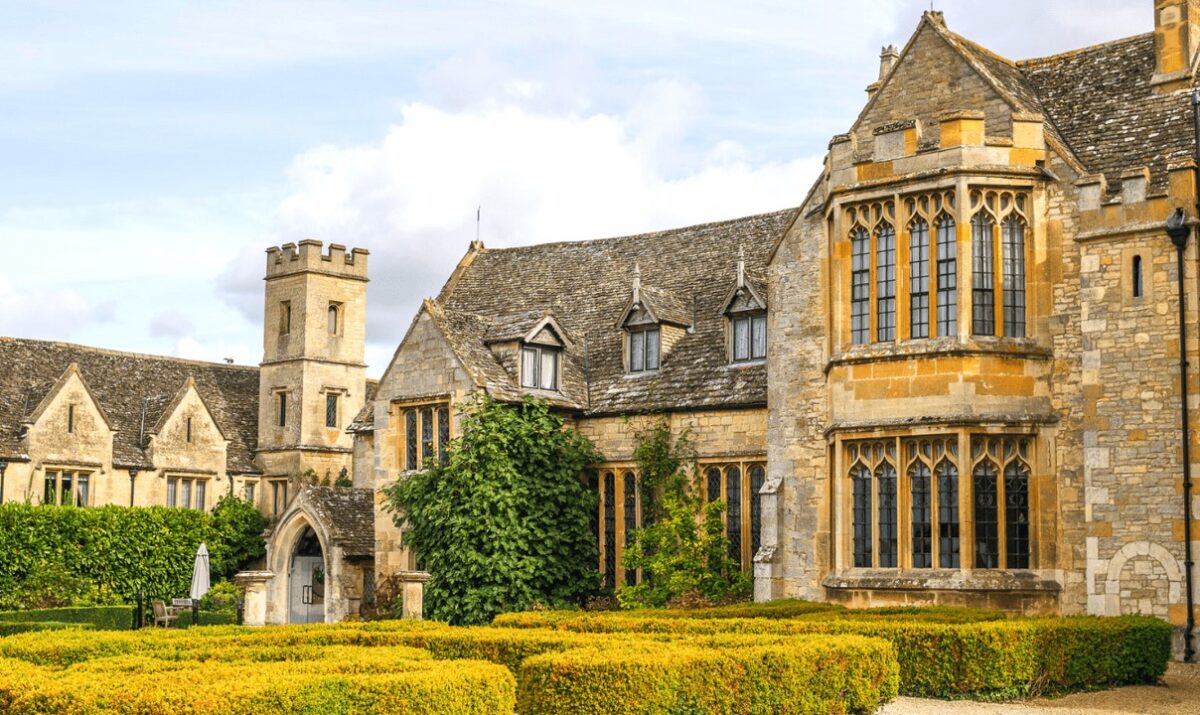 Spring Clean Retreat for a Day Cotswolds Jane Macpherson Yoga